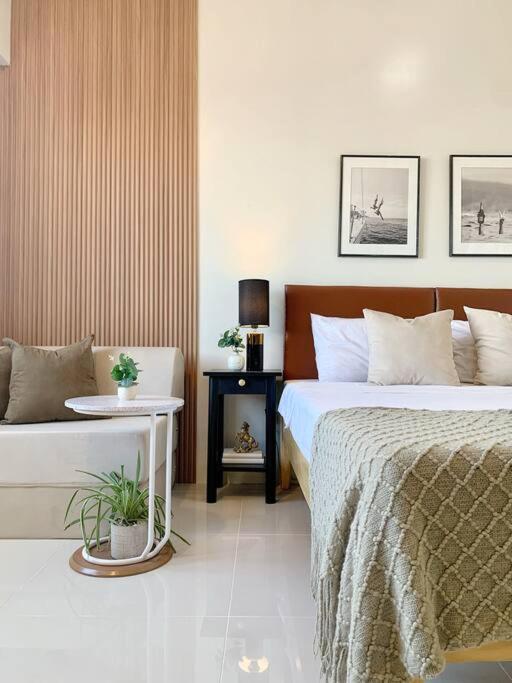 Apartment Spacious In With Pool And Gym Cebu